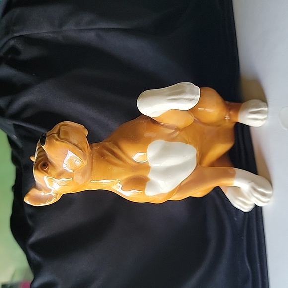 Boxer dog figurine - Picture 2 of 2